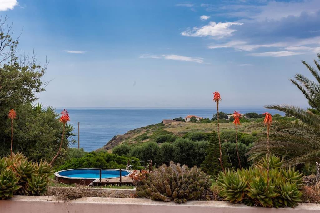 Villa Vacanze Bosa 마고마다스 외부 사진